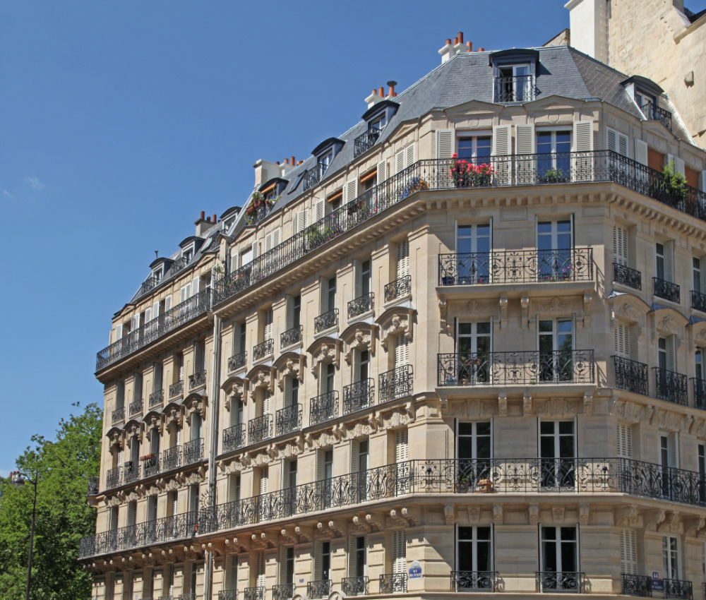 Immeuble haussemannien, propice à l'investissement patrimonial de long terme