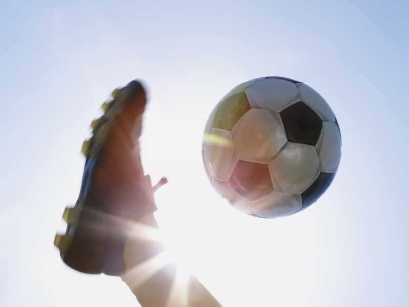 agent-foot-contrat-tripartite Contrat Tripartite